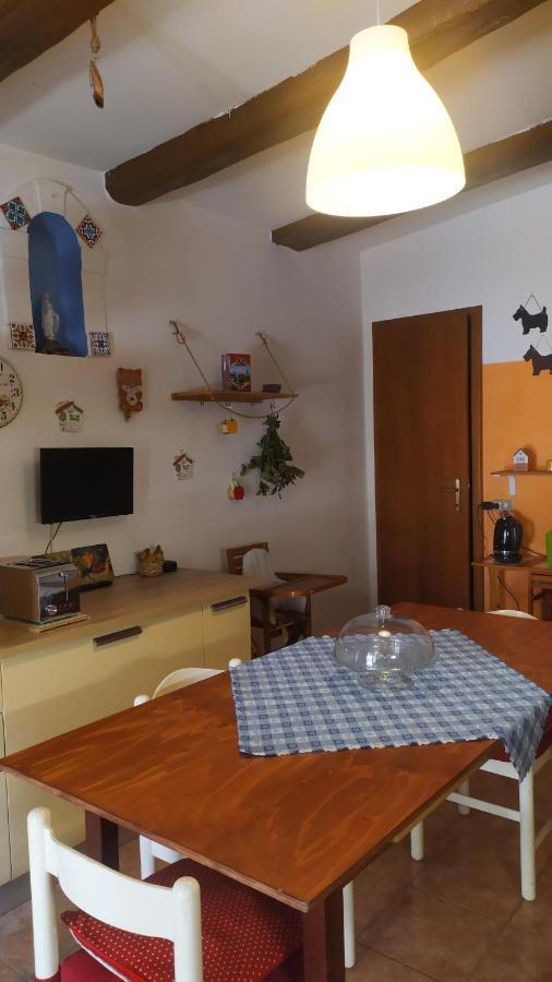 Апартаменты A Casa Di Sara Кастель Сан Петро Терме Экстерьер фото